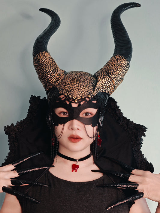Gothic Vampire Queen 6-Piece Costume Set | Capelet, Horn Headpiece, Finger Claws, Lace Mask, Choker, Earrings | Evil Queen Halloween Cosplay